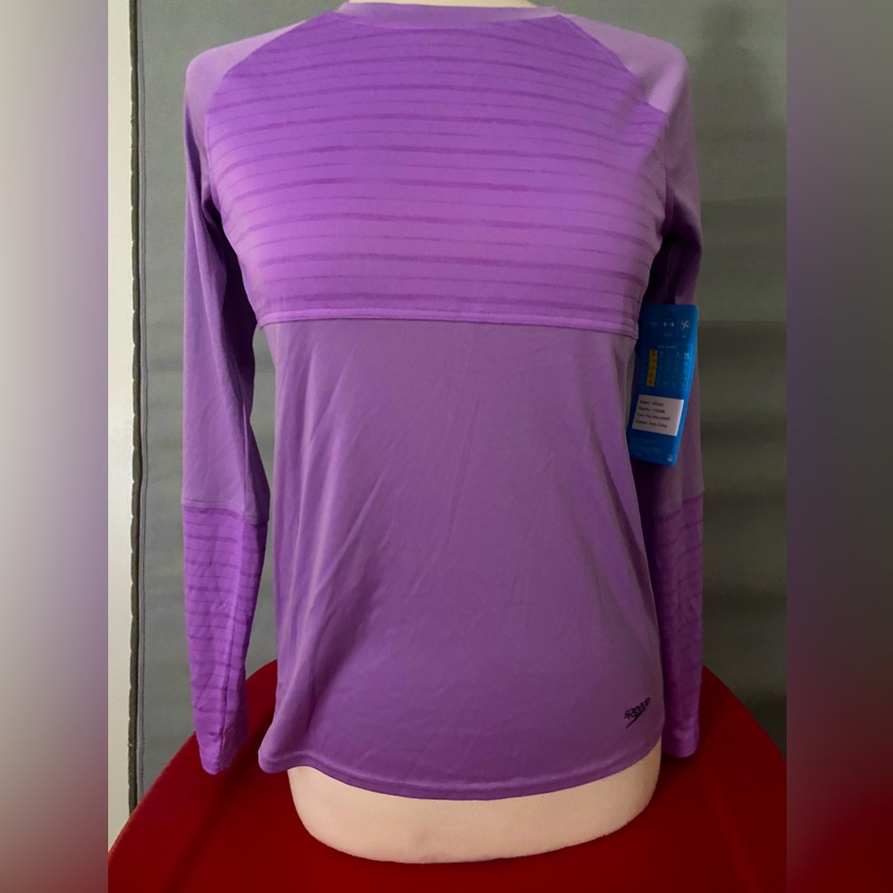 NWT Women’s Performance Swim-Tee. Sm. #0235. Lavender- Light Purple